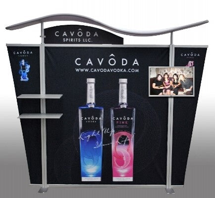 Trade show exhibit with simple, eye-catching design